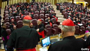 Los cardenales reunidos preparan el conclave para la elección del nuevo Papa